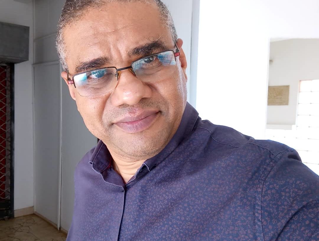 «PARLEZ ENCORE… »