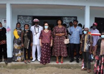 LES ETATS UNIS SOUTIENNENT LES DEPLACES DU NORD-OUEST ET DU SUD-OUEST