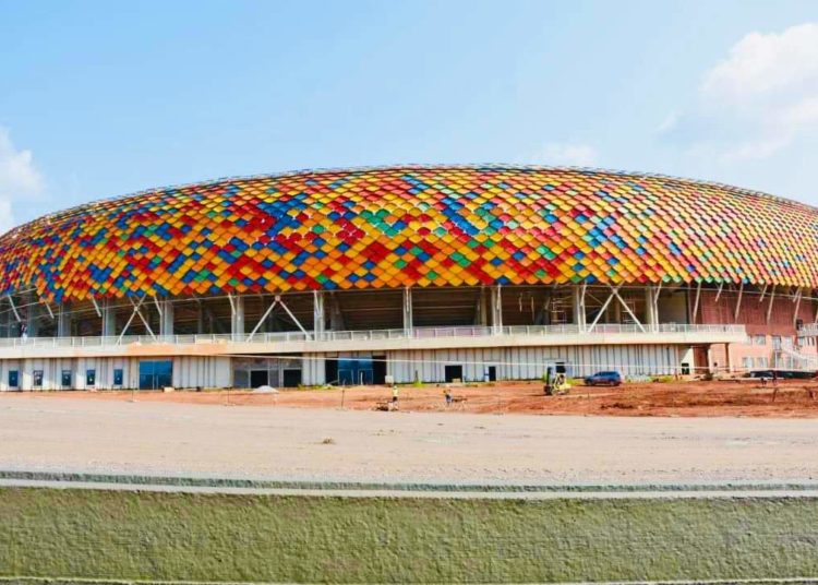 CAN 2021: STADE D’OLEMBE, LA CAF HAUSSE LE TON ET MENACE, BIYA DEPECHE SON SG AU CAIRE