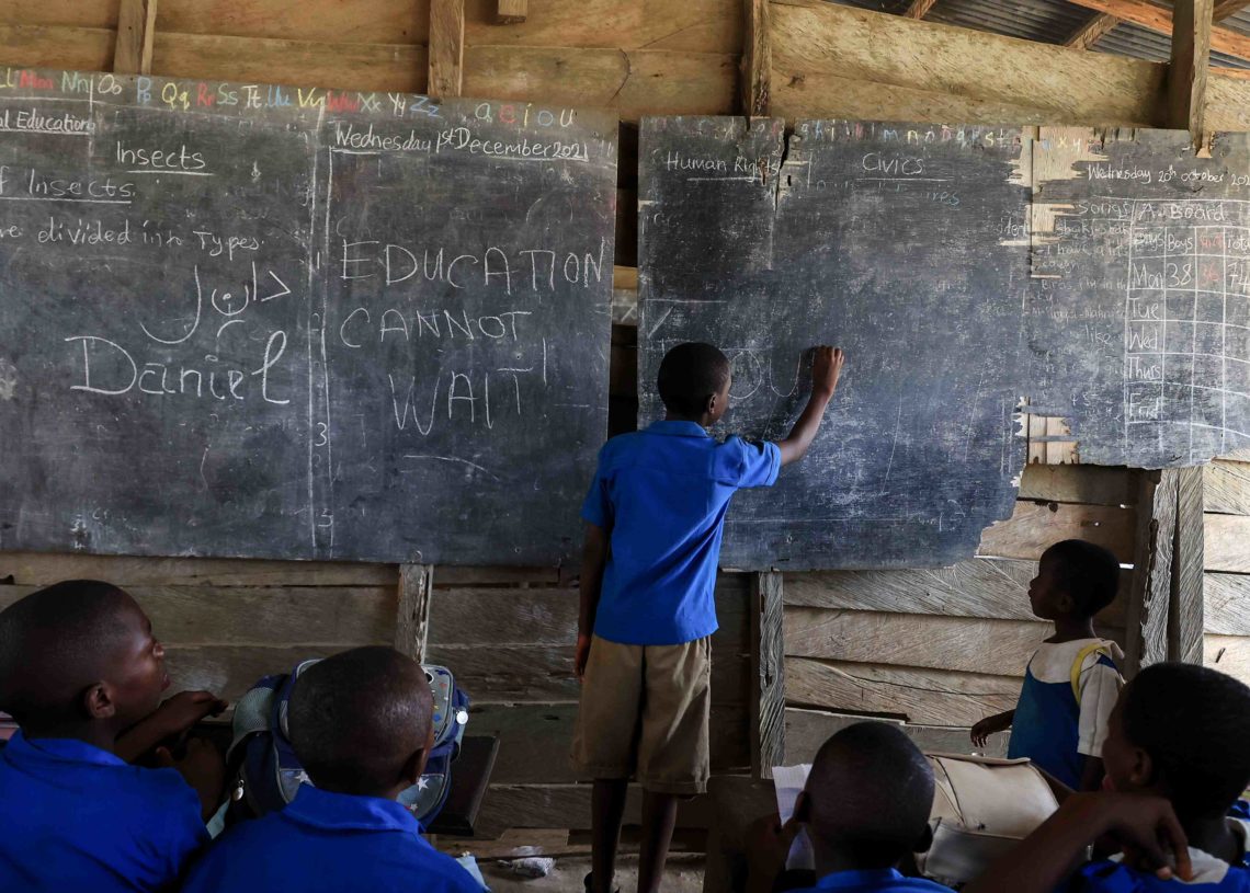CAMEROUN: 700 000 ENFANTS PRIVES D’ECOLE DANS LES REGIONS DU NORD-OUEST ET DU SUD-OUEST
