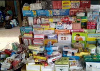 PHARMACIES CONTRE FAUX MÉDICAMENTS